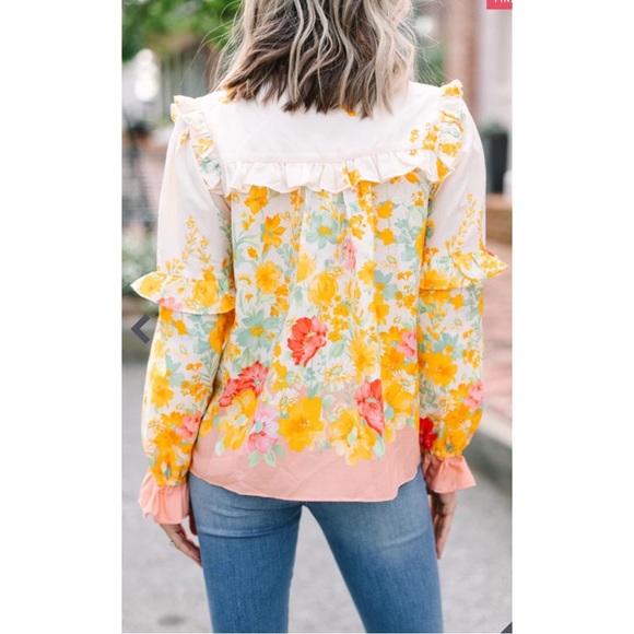Fate Women's Whimsical Floral Print Ruffled Blouse Yellow Peach Cream Size M - Picture 2 of 11